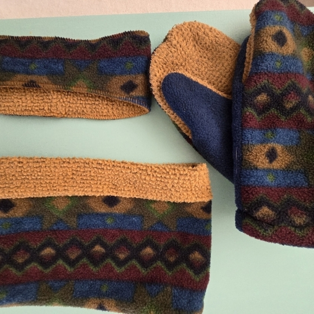 Colorful Fleece Women's Winter Accessories Set
